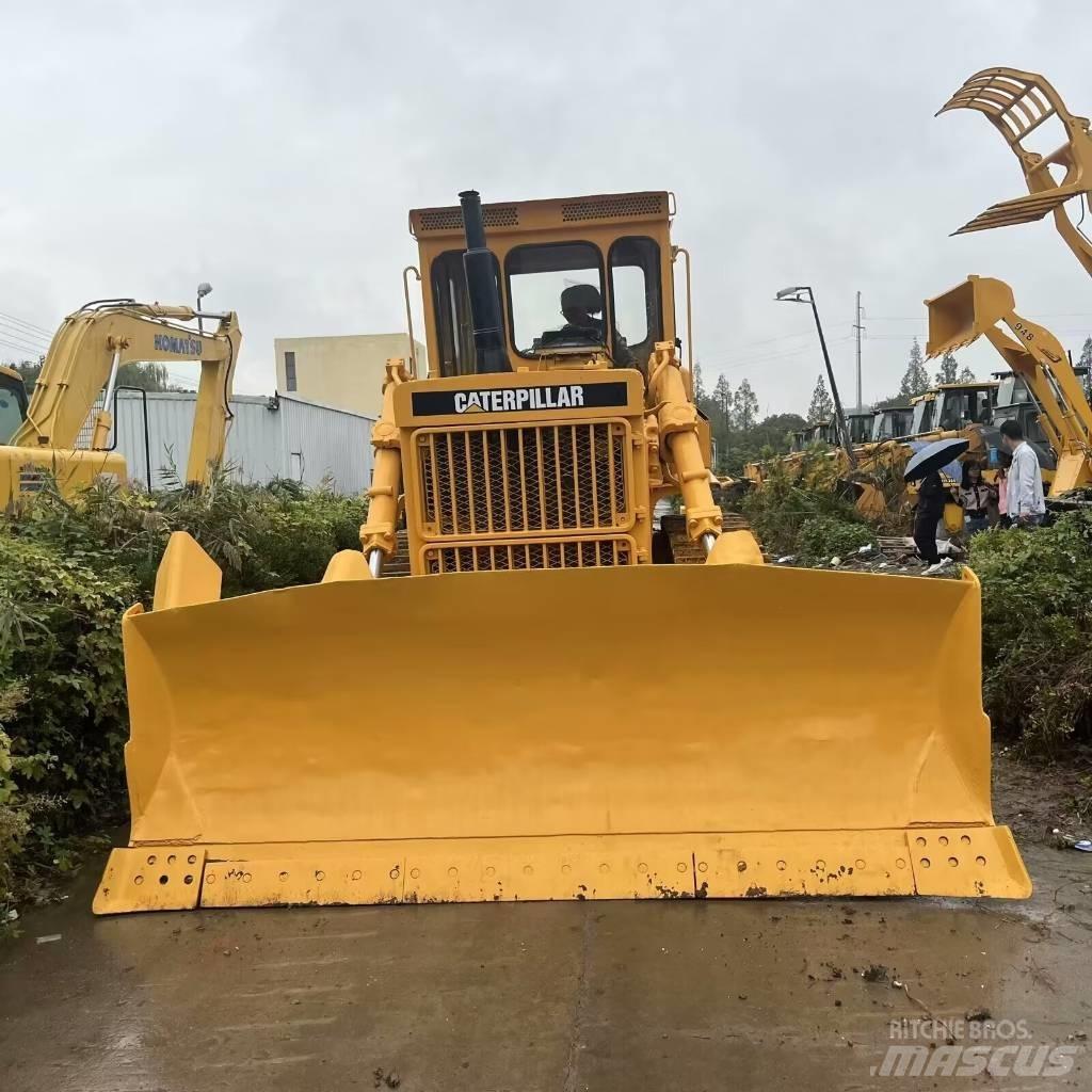 CAT D 7 G Pásové dozery