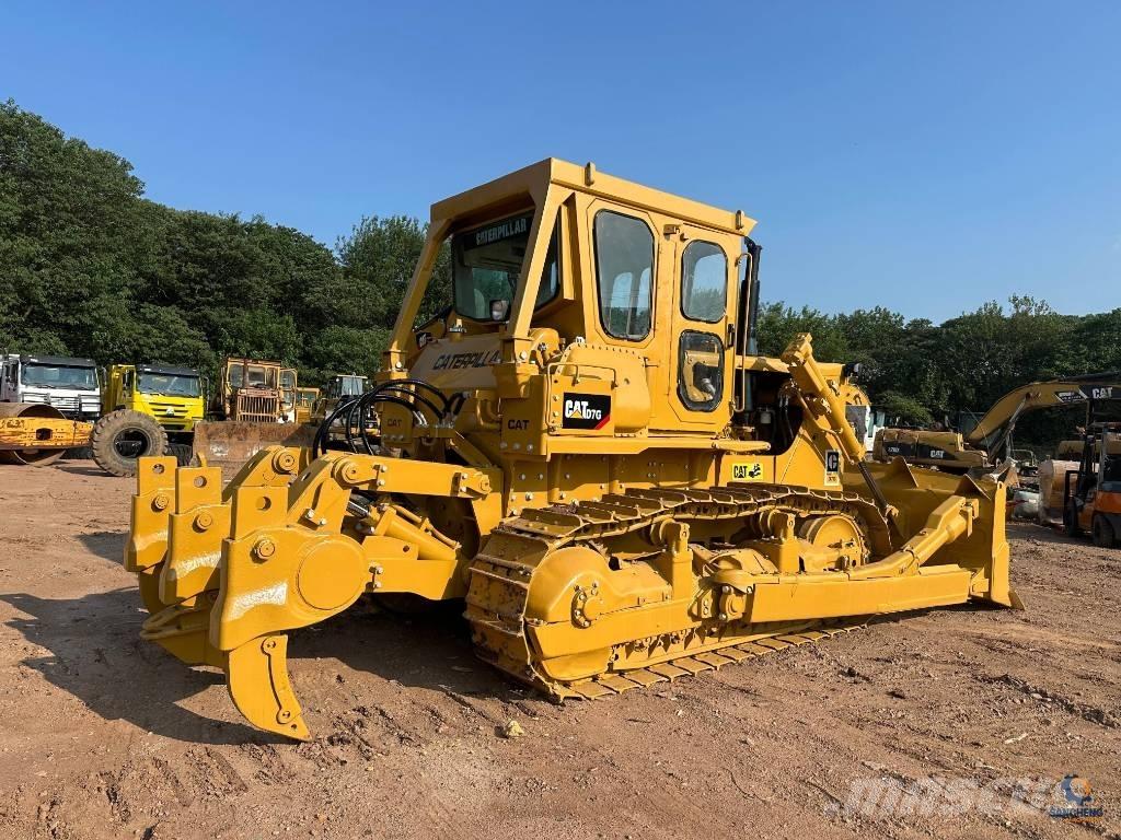 CAT D 7 G Pásové dozery