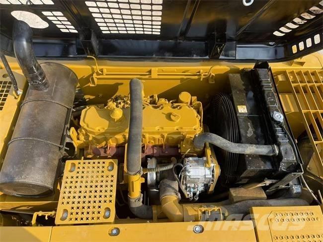 CAT 325 CL Pásová rýpadla