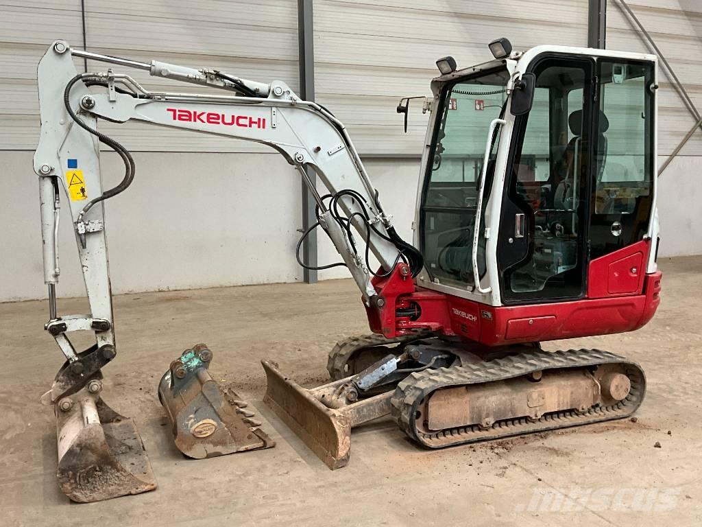 Takeuchi TB 230 Mini rýpadla < 7t