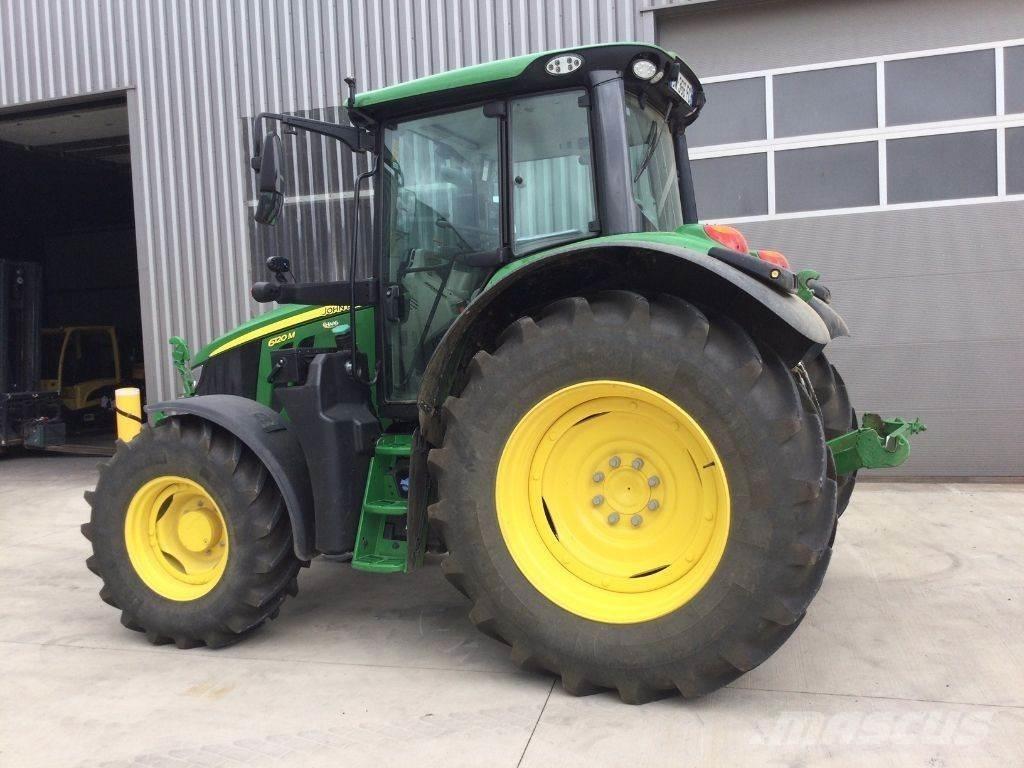 John Deere 6120 M Traktory