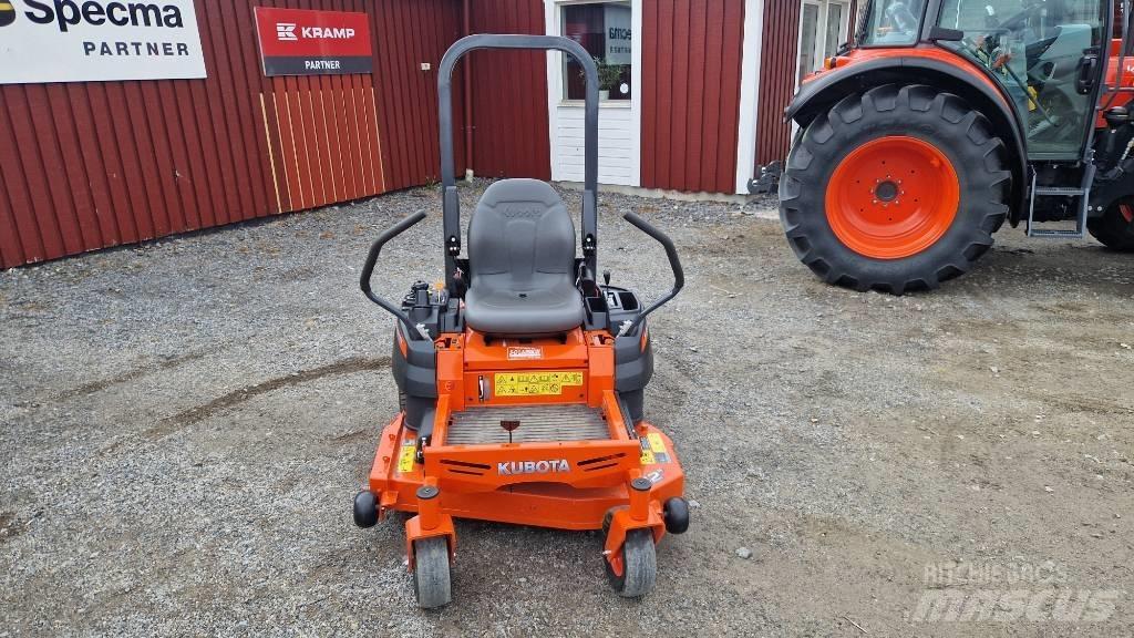 Kubota Z 122 RKW Sekačky s nulovým poloměrem otáčení