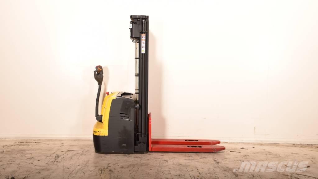 Hyster S1.5UT-24 Ručně vedené vysokozdvižné vozíky