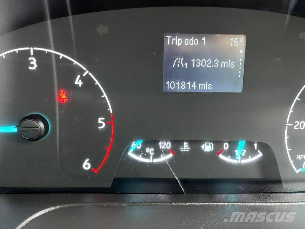 Ford Transit 350 XL Vyprošťovací vozidla