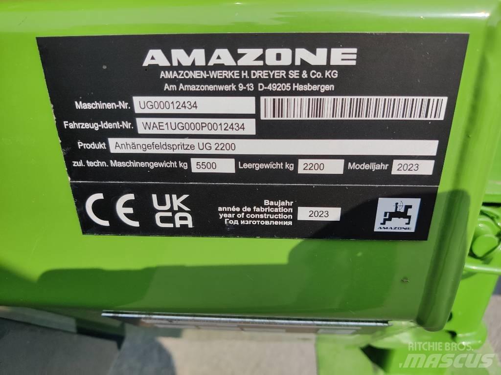 Amazone UG 2200 Tažené postřikovače