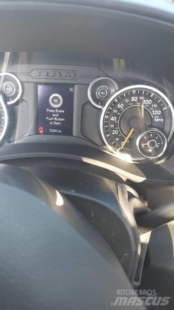 RAM 5500 Valníky/Sklápěcí bočnice