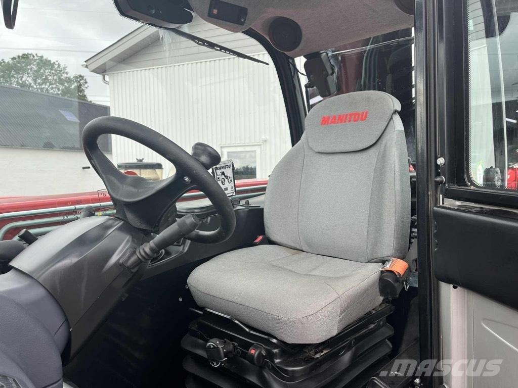Manitou MT733 Teleskopické manipulátory