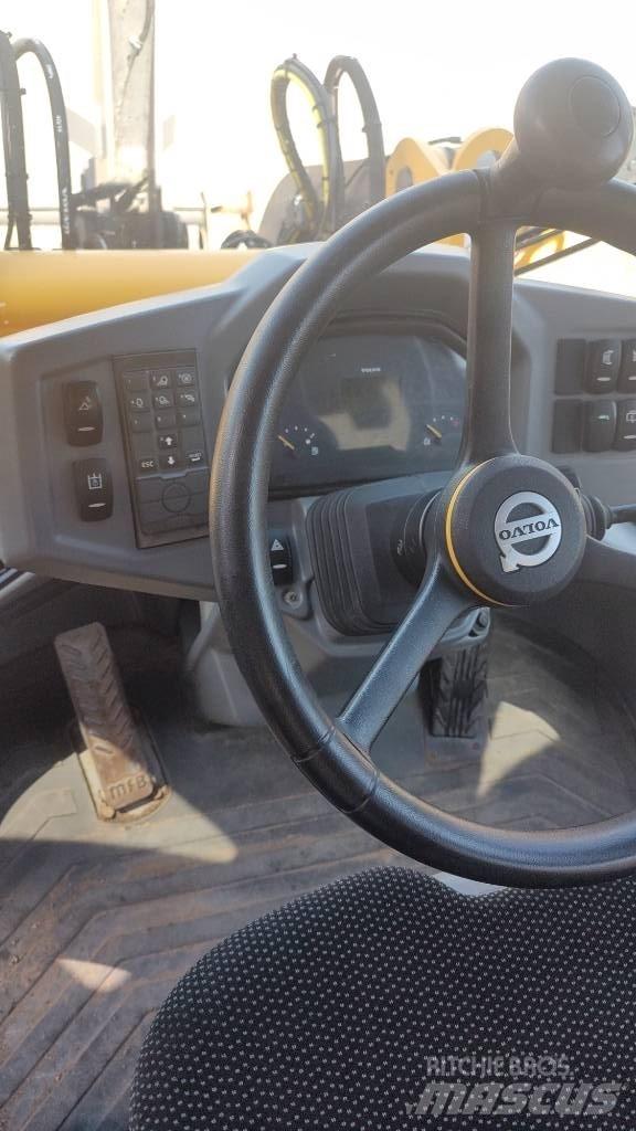 Volvo L 35 G Kolové nakladače