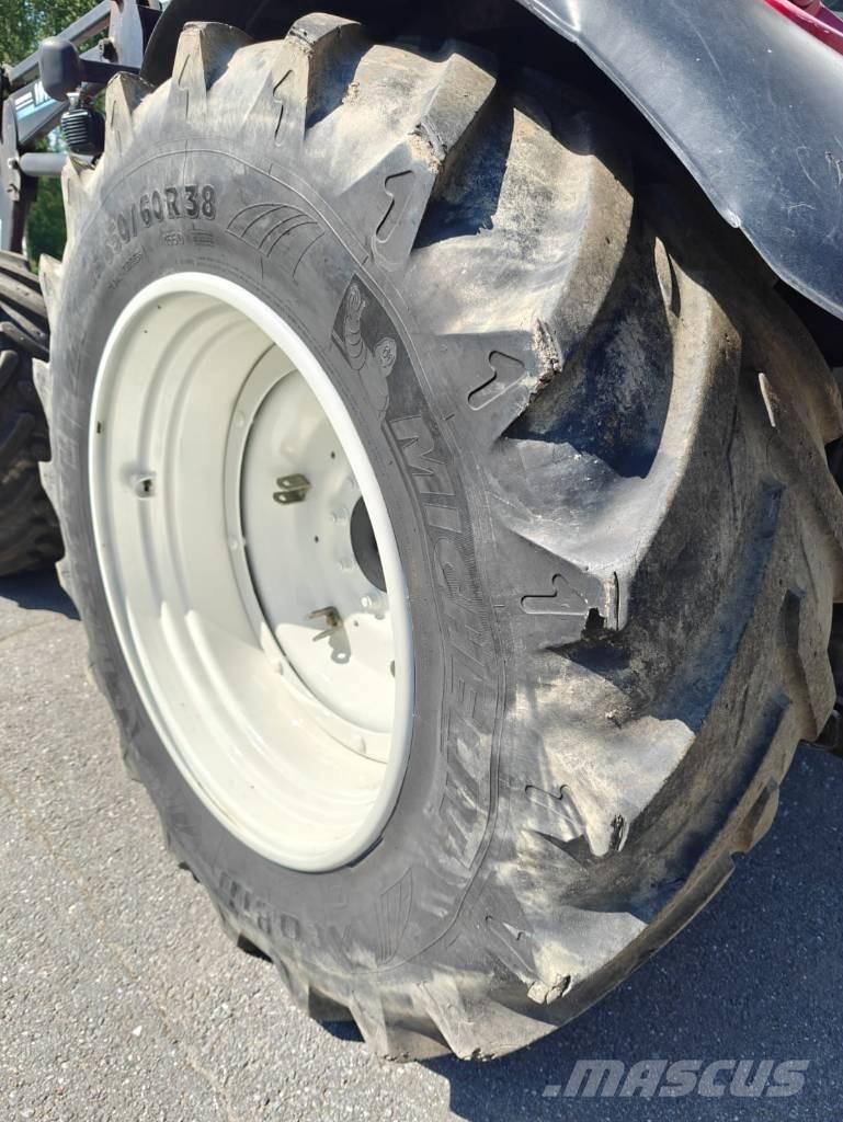 Valtra C 150 Traktory