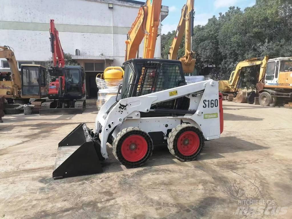 Bobcat S 160 Smykem řízené nakladače