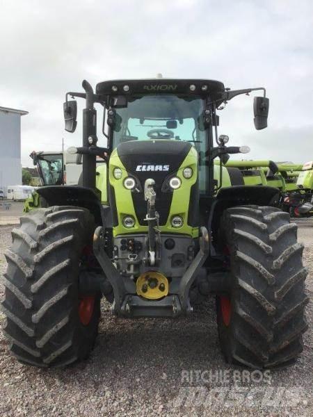 CLAAS AXION 810 Traktory