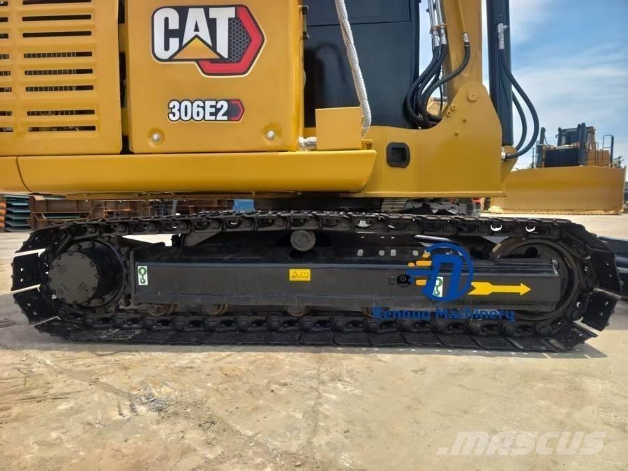CAT 306E2 Mini rýpadla < 7t