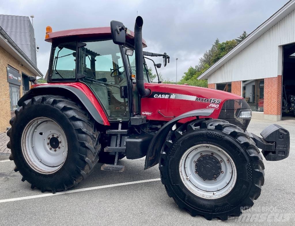 Case IH MXM 155 Pro Traktory