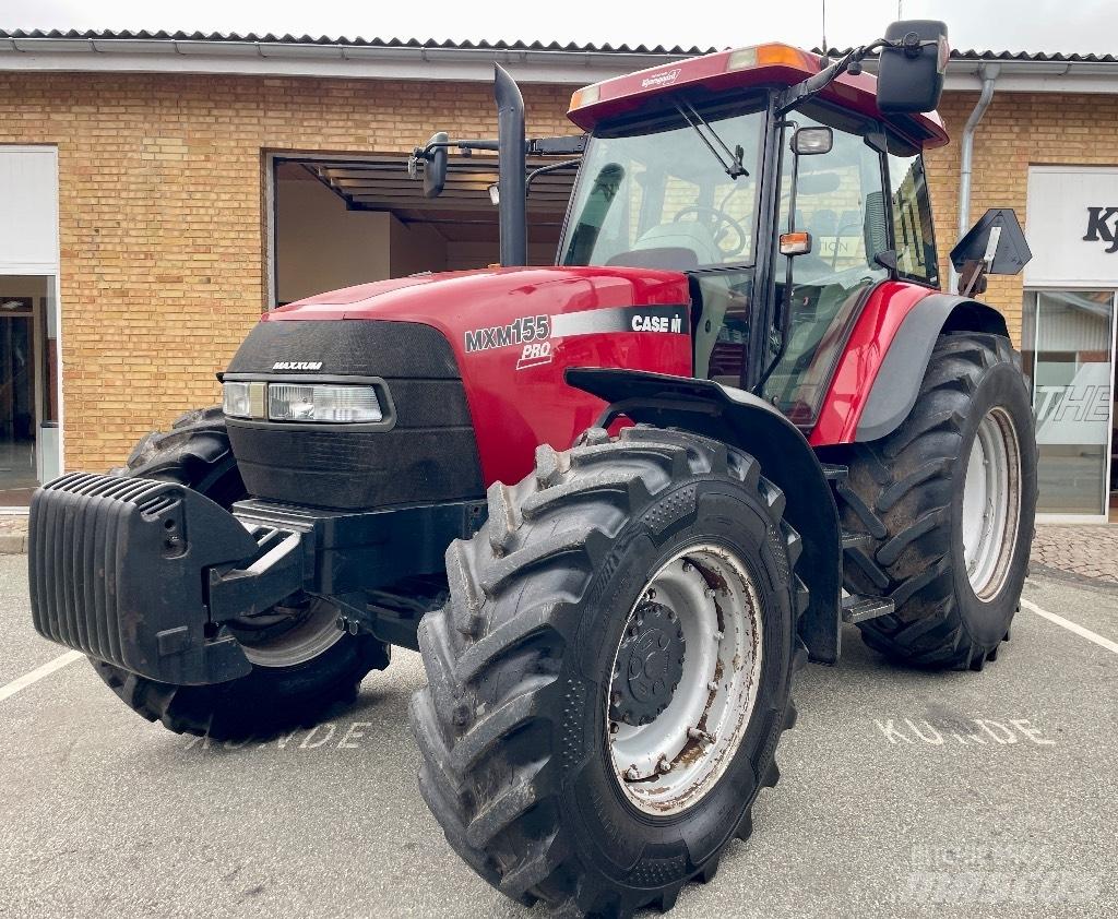 Case IH MXM 155 Pro Traktory