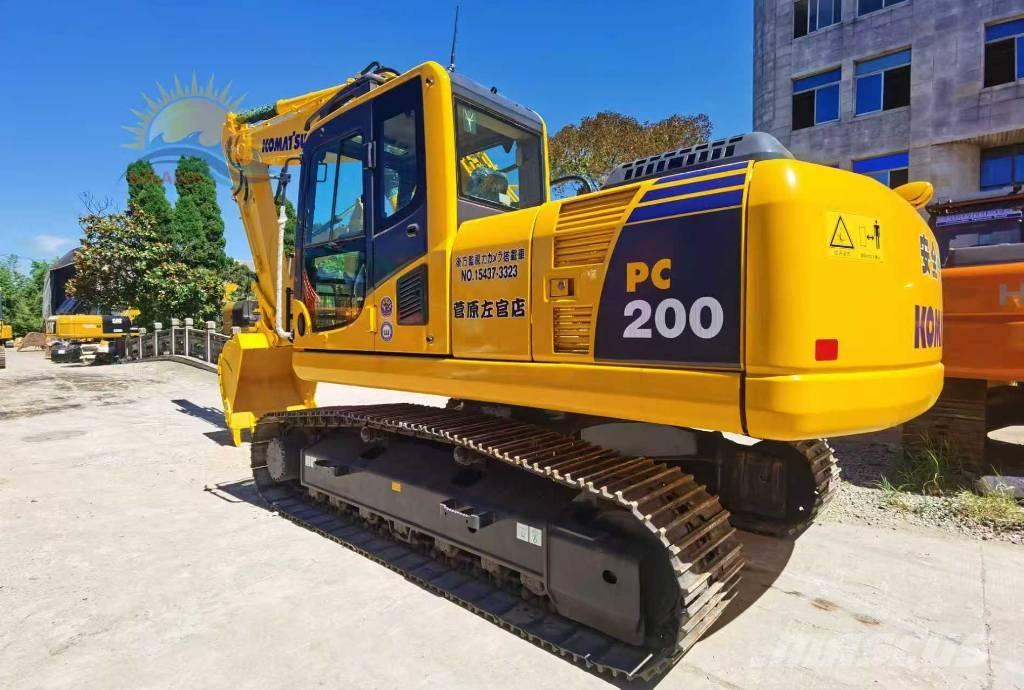 Komatsu PC 200-8 Pásová rýpadla