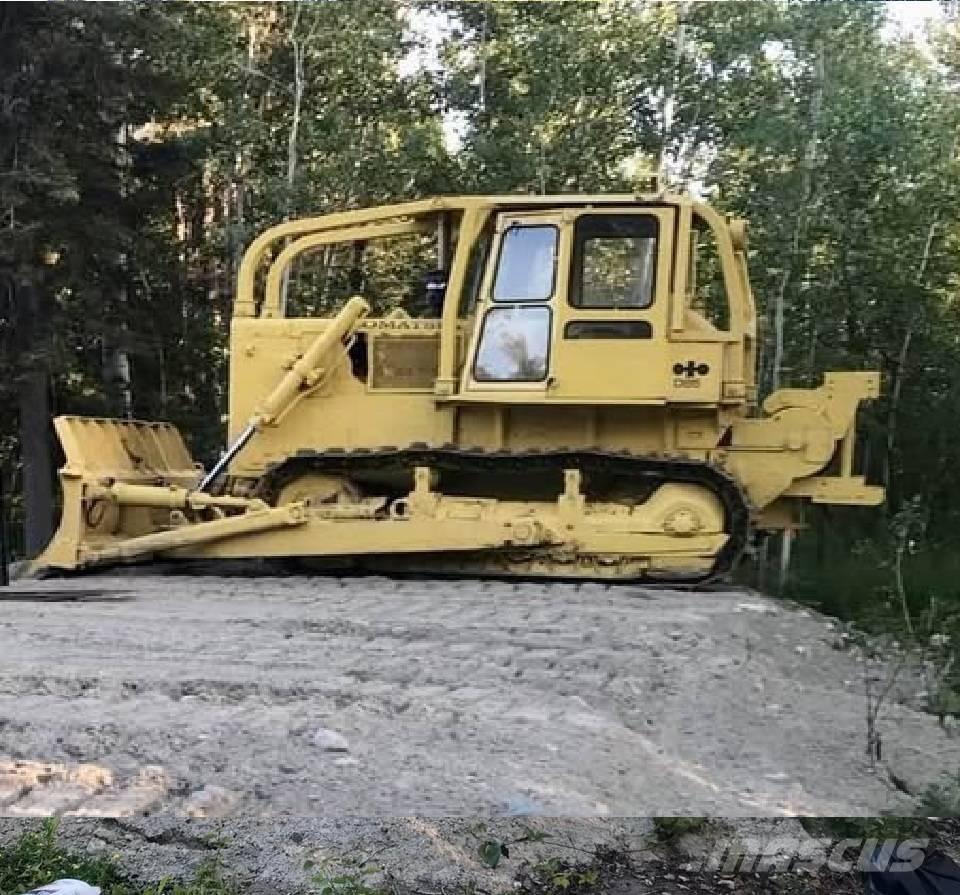 Komatsu D 85 A-12 Pásové dozery