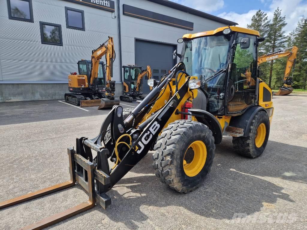JCB 406 T4 Kolové nakladače