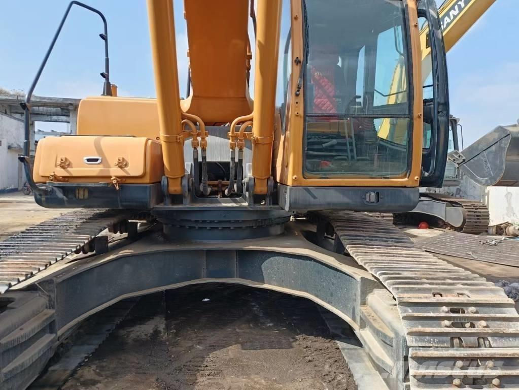 Hyundai 305-9 Pásová rýpadla