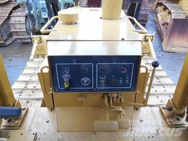 CAT D6G Pásové dozery