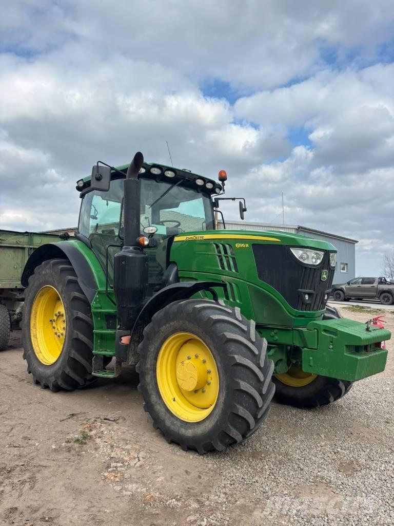 John Deere 6195 R Traktory