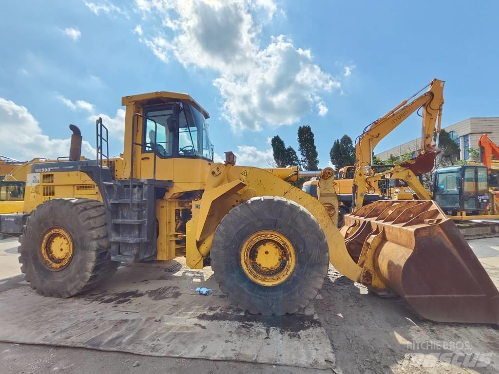 Komatsu WA 500 Kolové nakladače