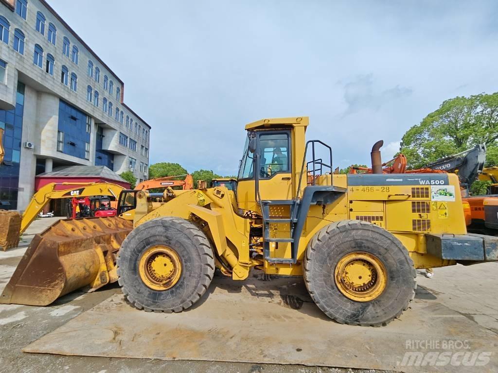 Komatsu WA 500 Kolové nakladače