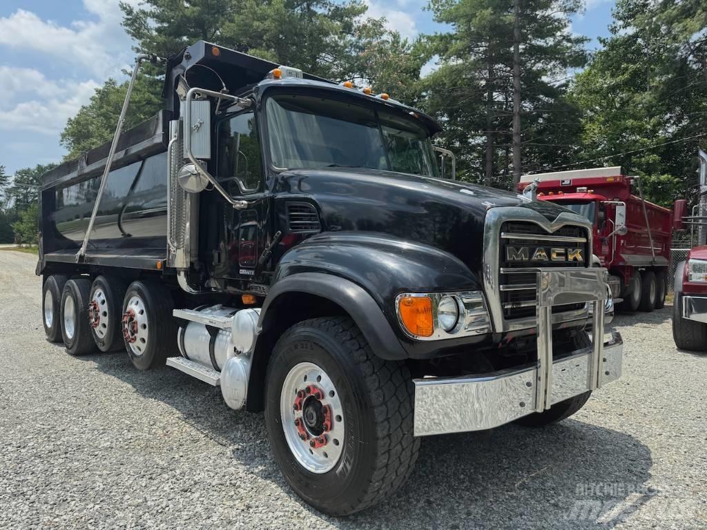 Mack Granite CV 713 Sklápěče