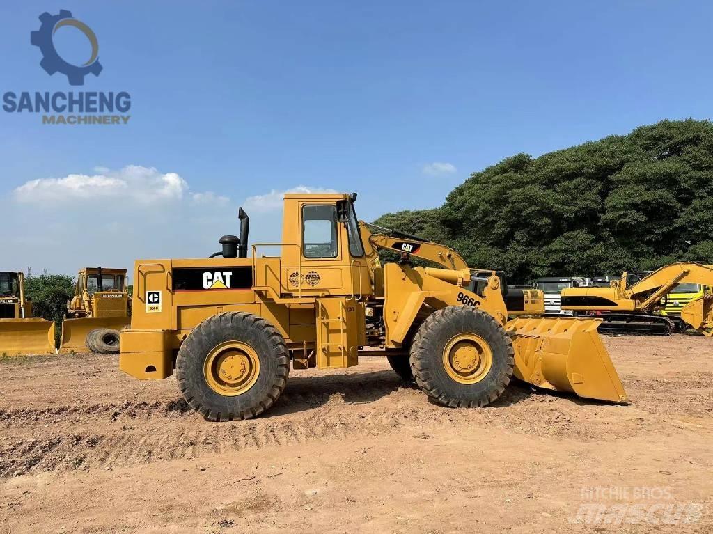 CAT 966 C Kolové nakladače