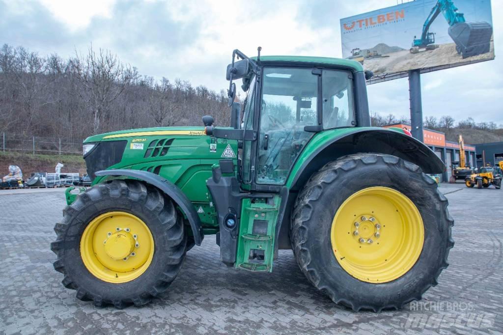 John Deere 6155M Traktory
