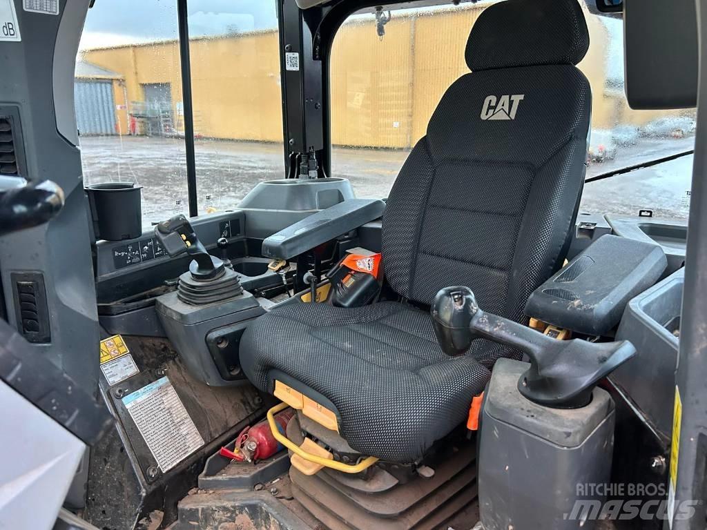 CAT D 6 LGP Pásové dozery