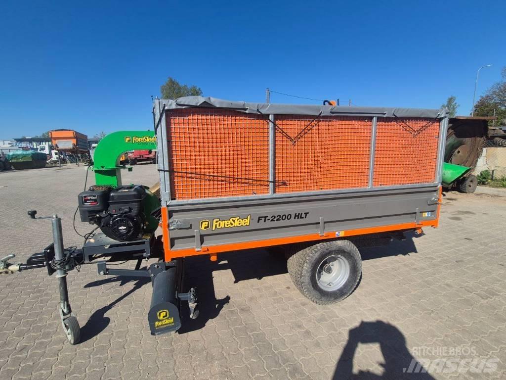 Foresteel F2200 Kompaktní přídavné zařízení pro traktory