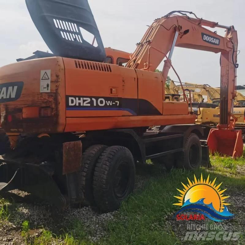 Doosan DH 210 W Kolová rýpadla