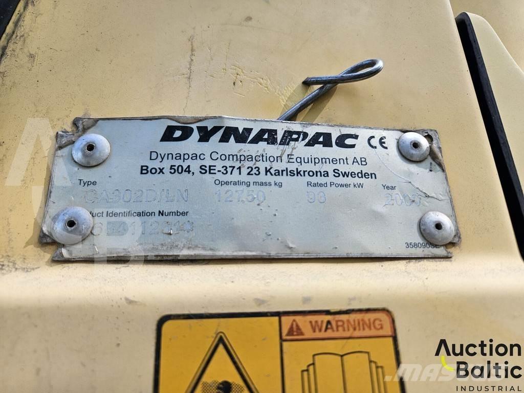Dynapac CA 302 D Tahačové válce