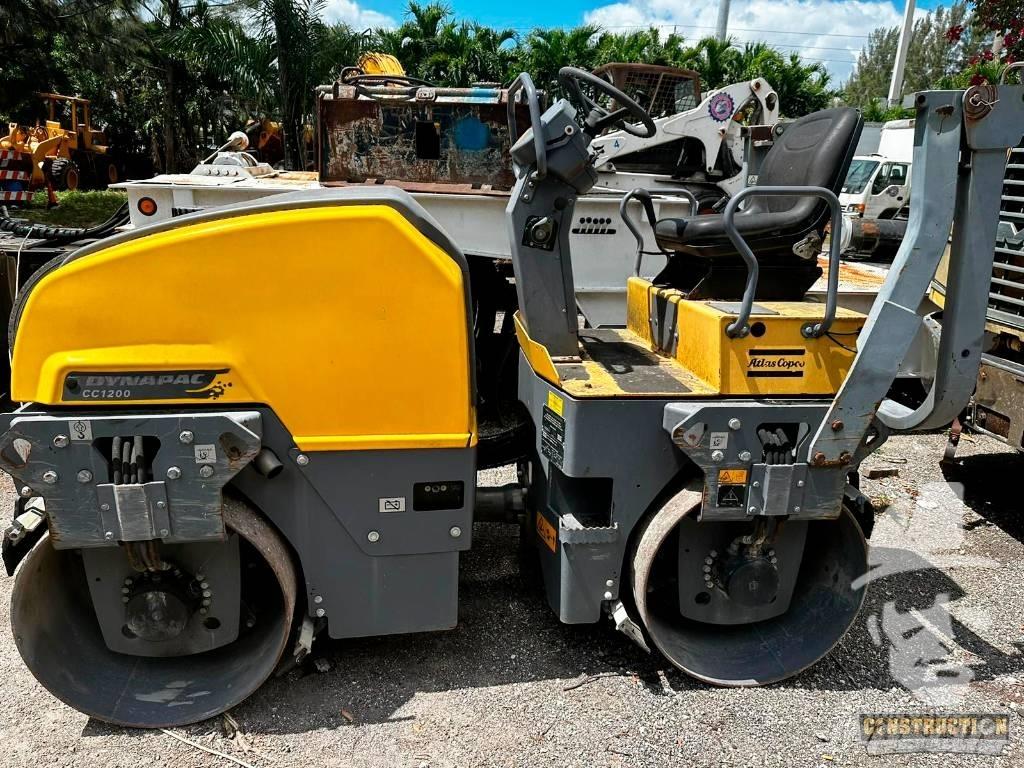 Dynapac CC 1200 Tandemové válce