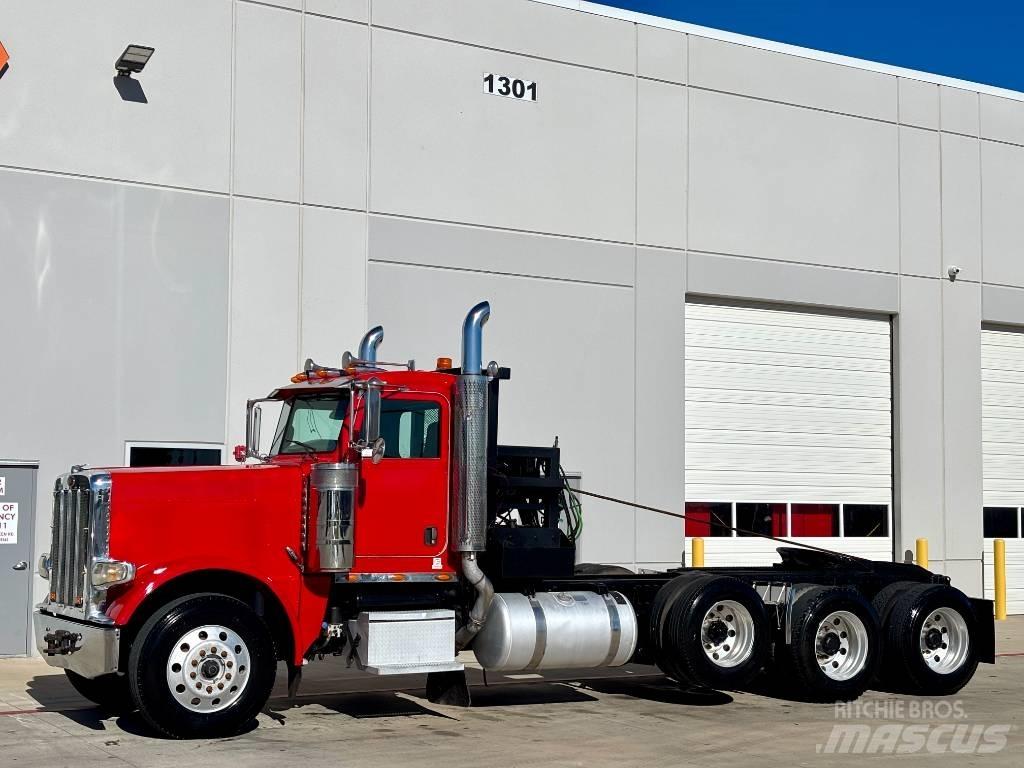 Peterbilt 388 Tahače