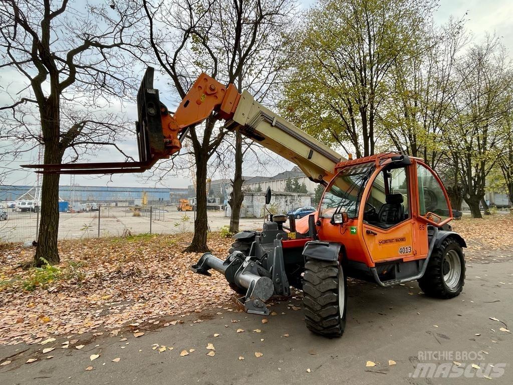 JLG 4013 PS Teleskopické kolové nakladače