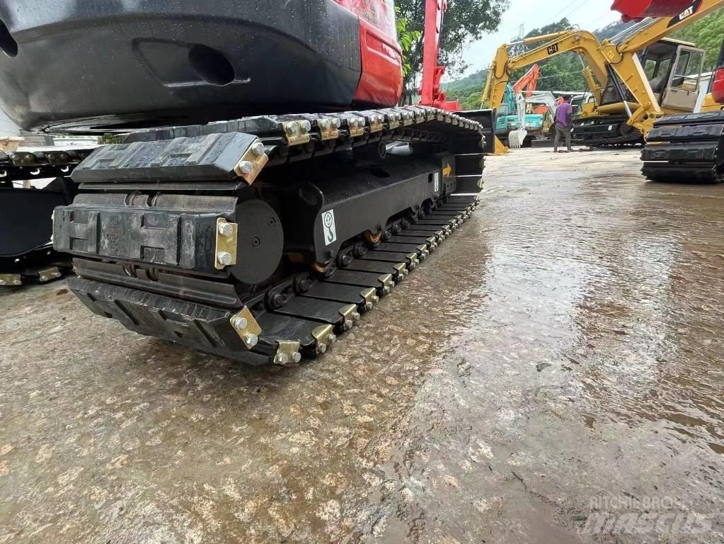 Kubota kx155 Pásová rýpadla