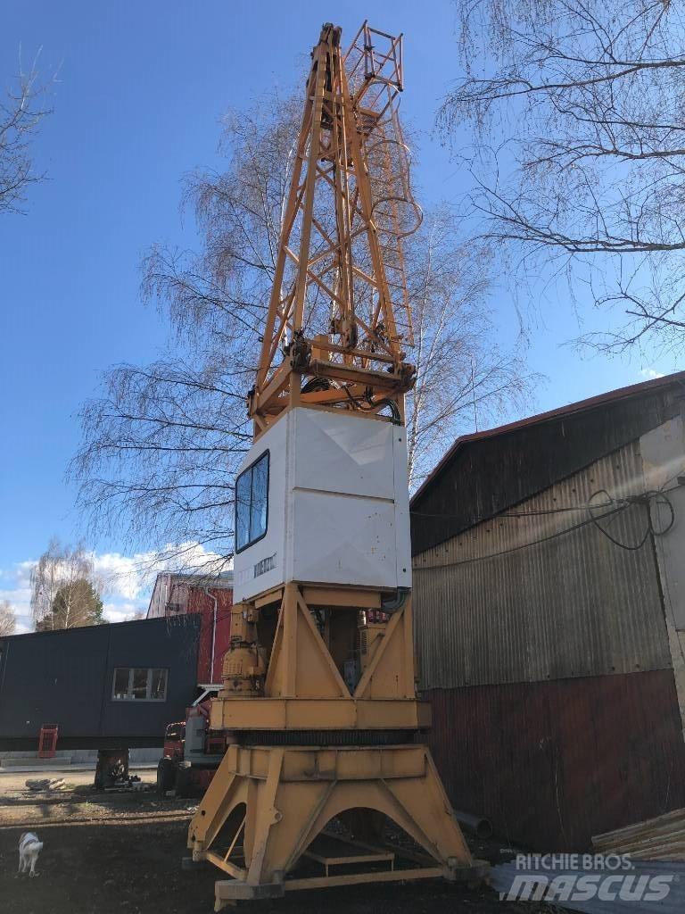 Liebherr 112EC-H Stavební jeřáby