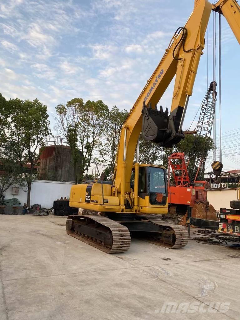 Komatsu PC 220 Pásová rýpadla