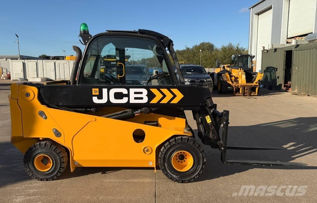 JCB 35 D WASTEMASTER Teleskopické manipulátory