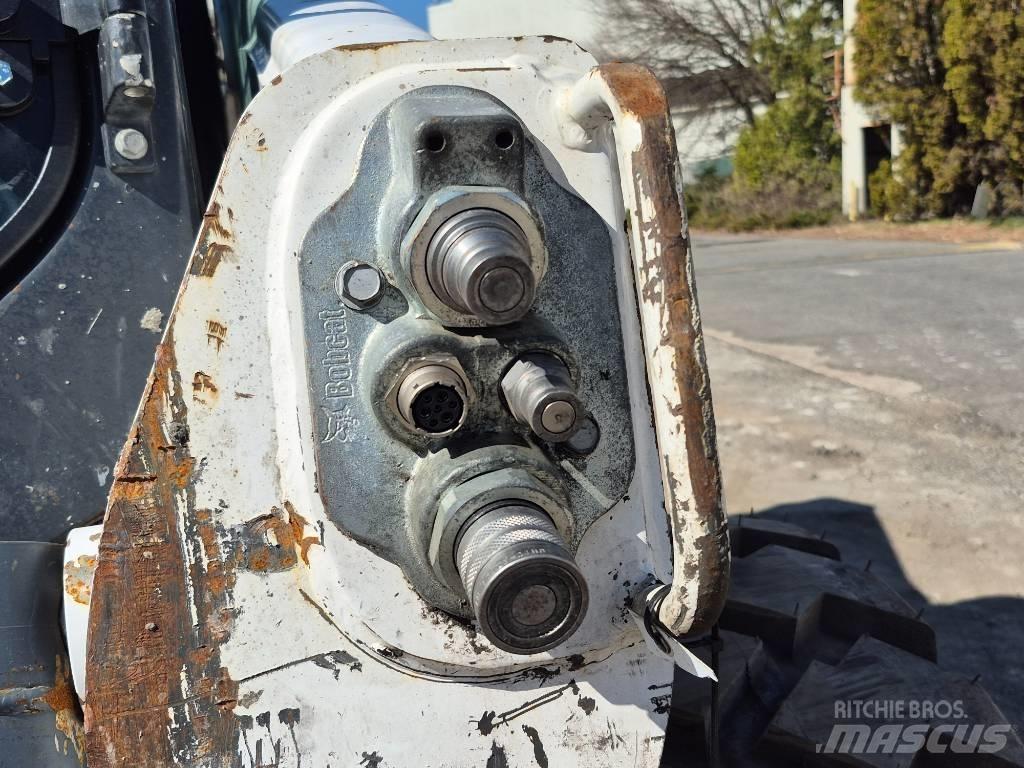 Bobcat S 770 Smykem řízené nakladače