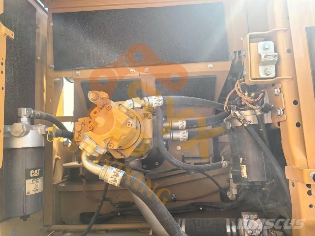 CAT 345GC Pásová rýpadla