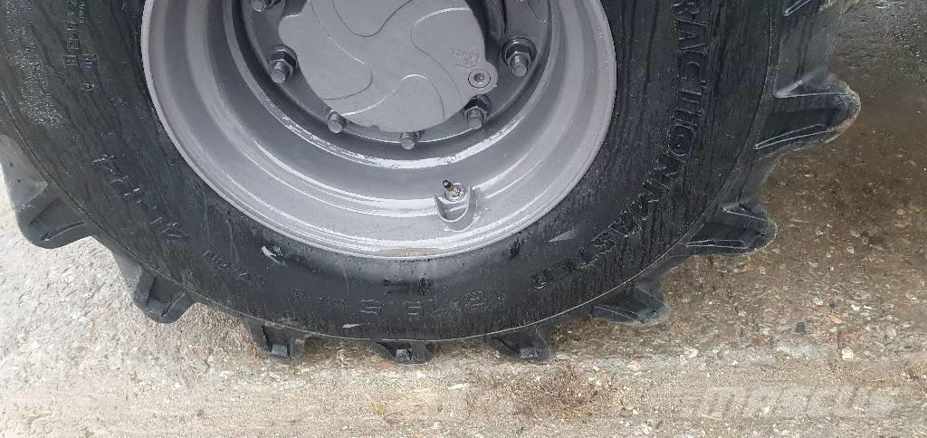 Mecalac 714MWE Kolová rýpadla