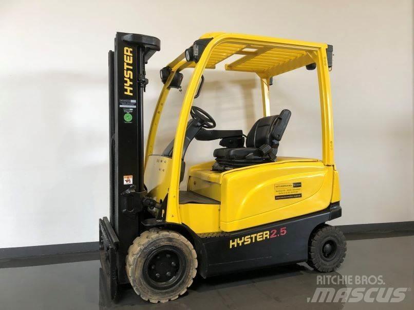 Hyster J2.5XN 717 Akumulátorové vozíky