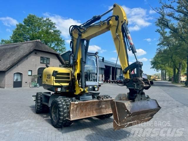 Neuson 9503 Kolová rýpadla