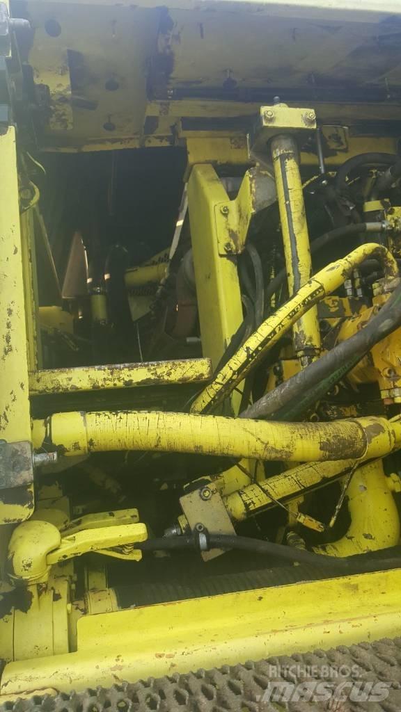 Liebherr 964 Pásová rýpadla