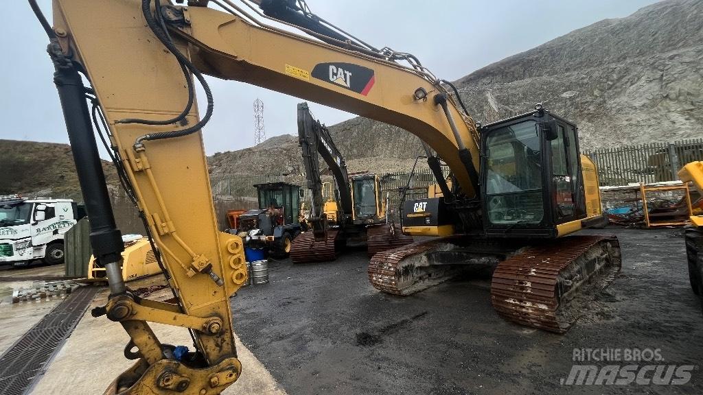 CAT 320 EL RR Pásová rýpadla