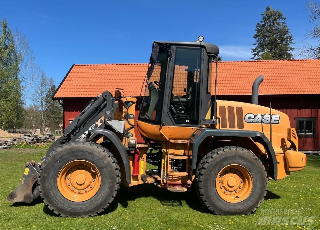 CASE 521 F XT Kolové nakladače