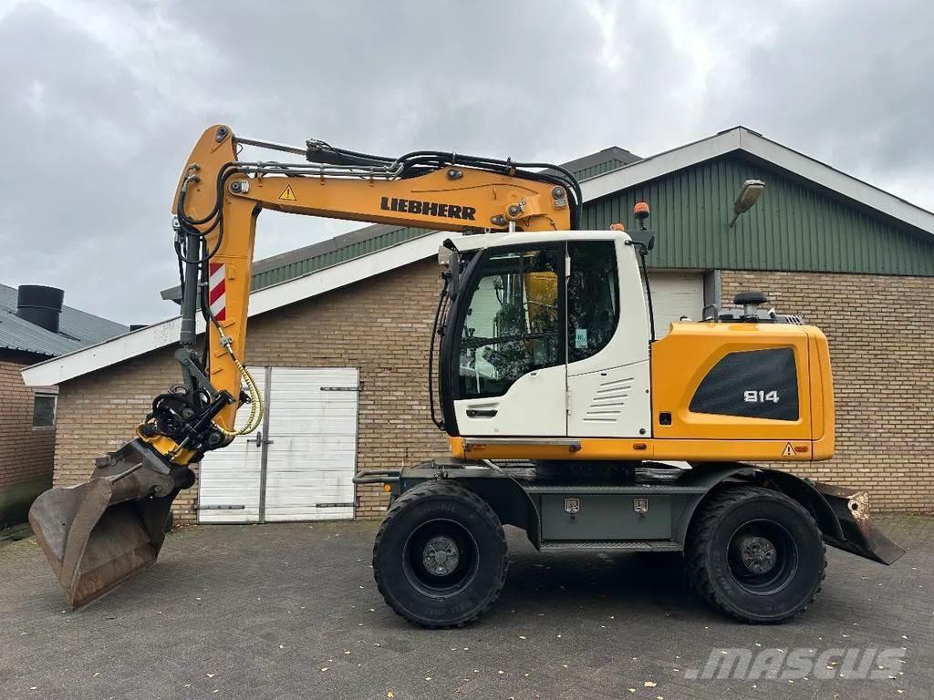 Liebherr A914 Kolová rýpadla