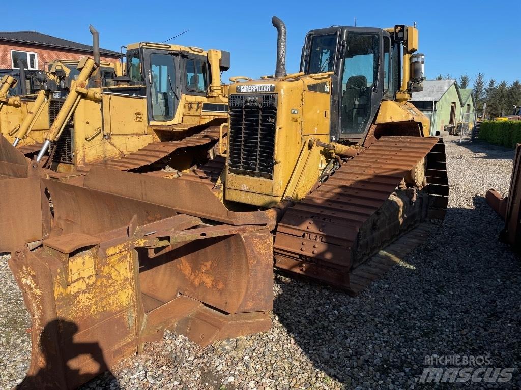CAT D6N Pásové dozery